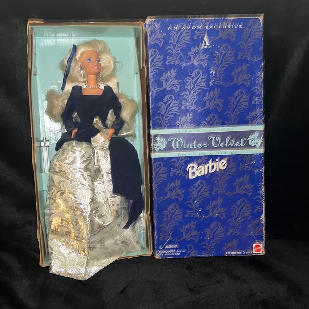 1994 WINTER VELVET BARBIE in excellent condition